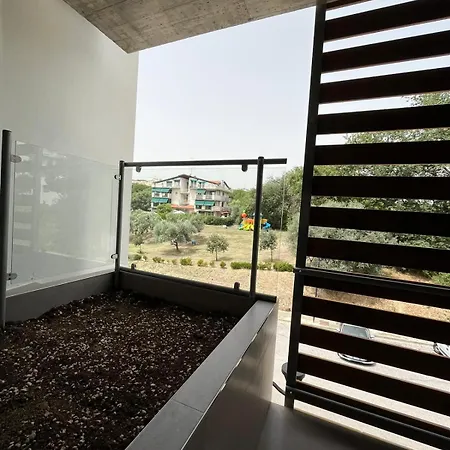 Mondrian House San Salvo